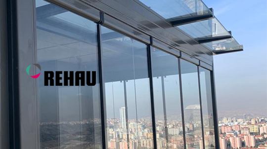 Cam Balkon Fiyatları Nasıl Belirlenir?